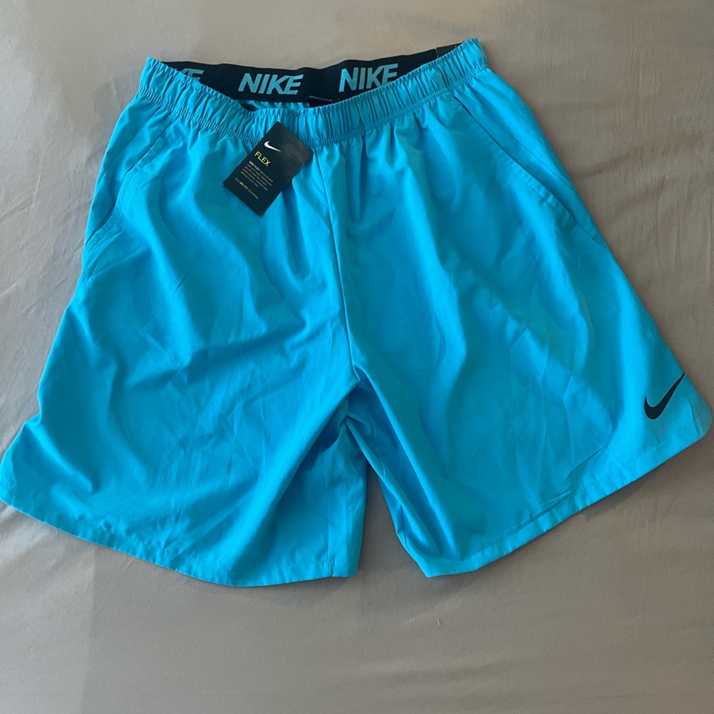 Nike Sportswear DRI FIT men’s shorts sz xxl